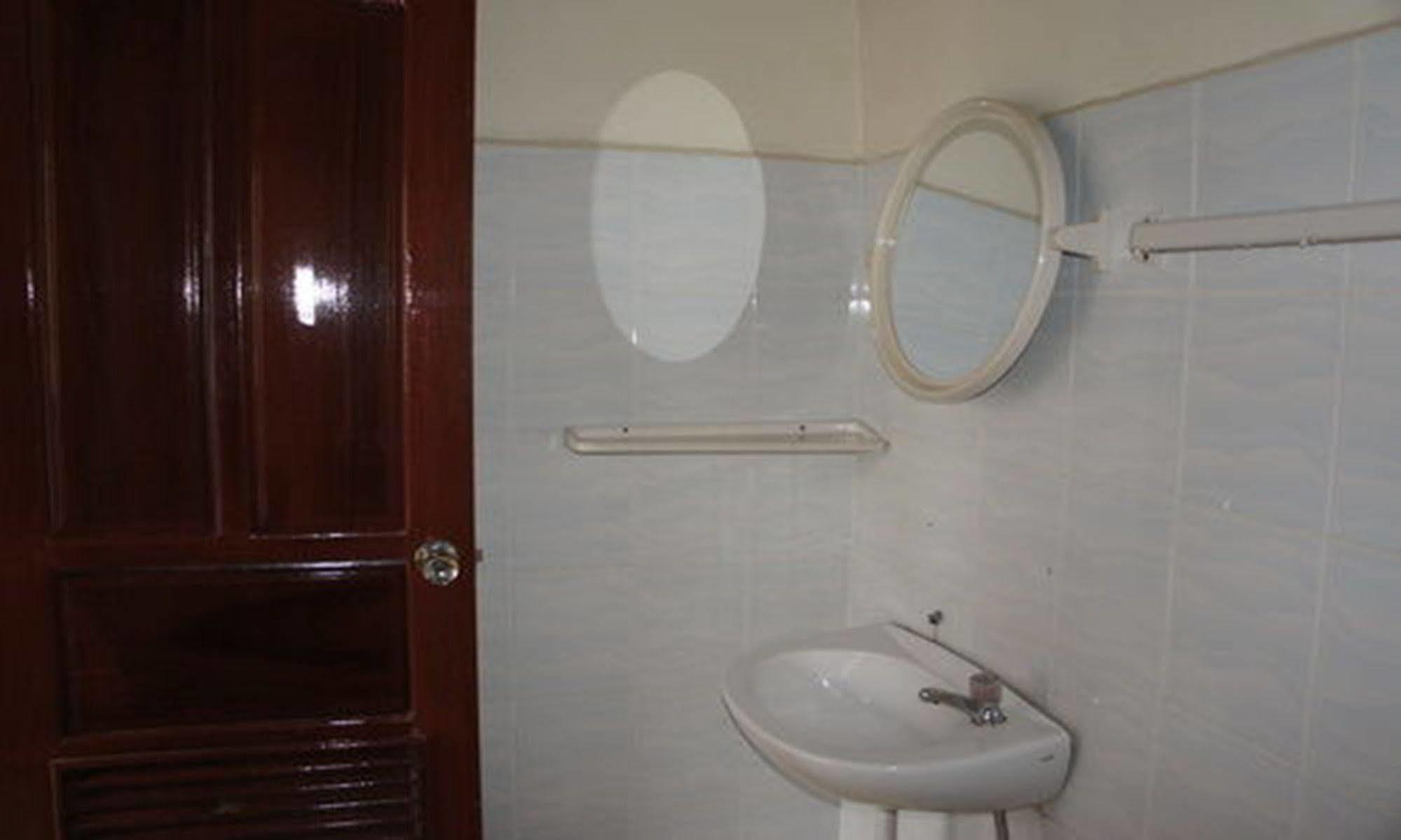 Atlantic Vientiane Hotel Exterior photo