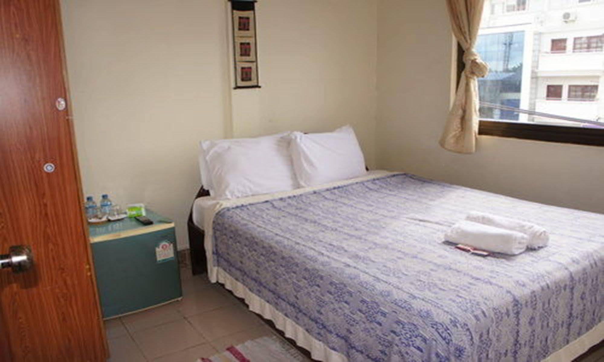 Atlantic Vientiane Hotel Exterior photo