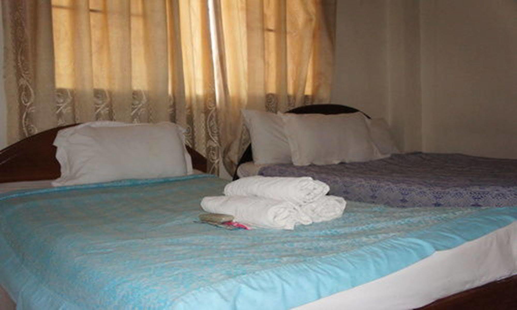 Atlantic Vientiane Hotel Exterior photo