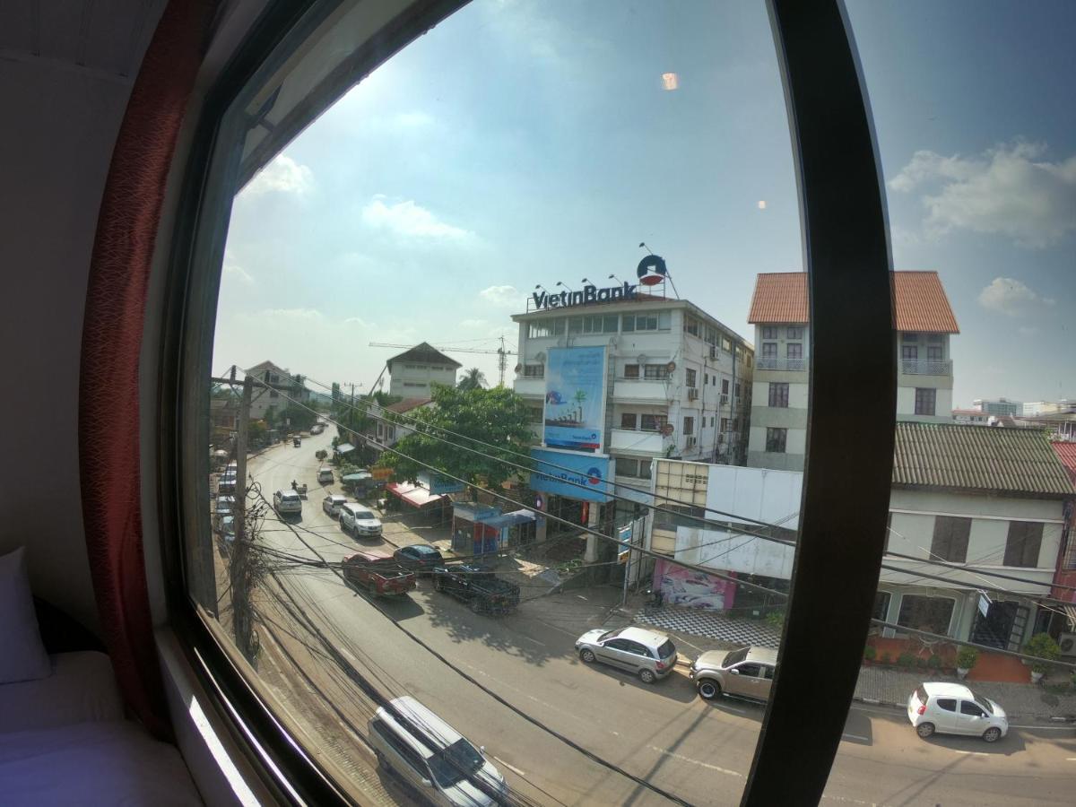 Atlantic Vientiane Hotel Exterior photo